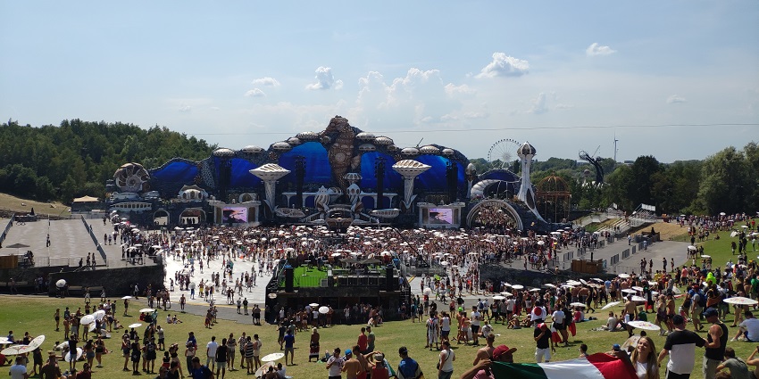 The amazing stage of Tomorrowland in Boom, duringd ay time view
