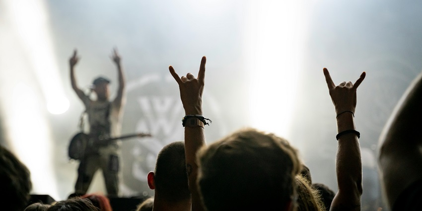 Beachside concert at Tortuga Music Festival, one of the famous April Music Festivals USA.