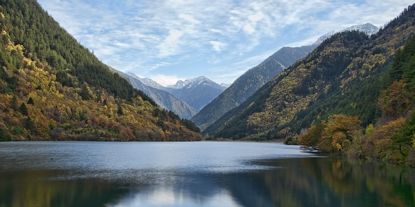 Hiking and trekking are some of the best things to do in the Jiuzhai Valley National Park.