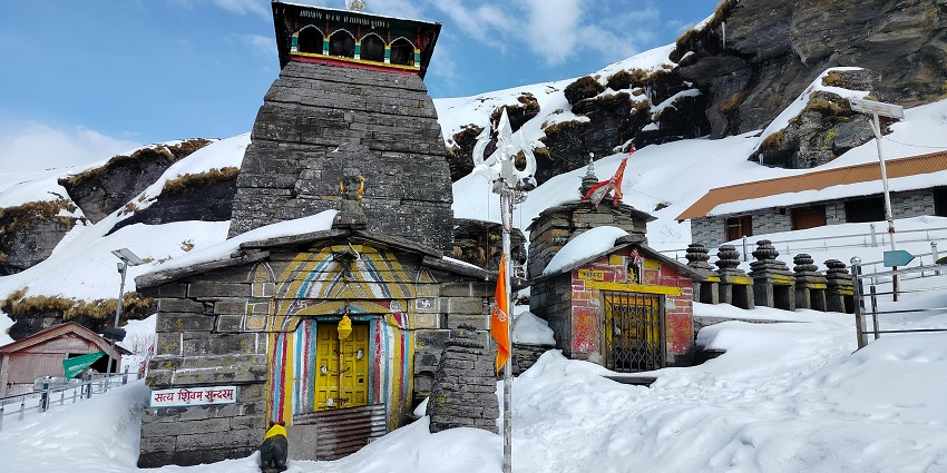 Hindu Temple in the mountains in winter at Tungnath - one of the places to visit in Chopta.