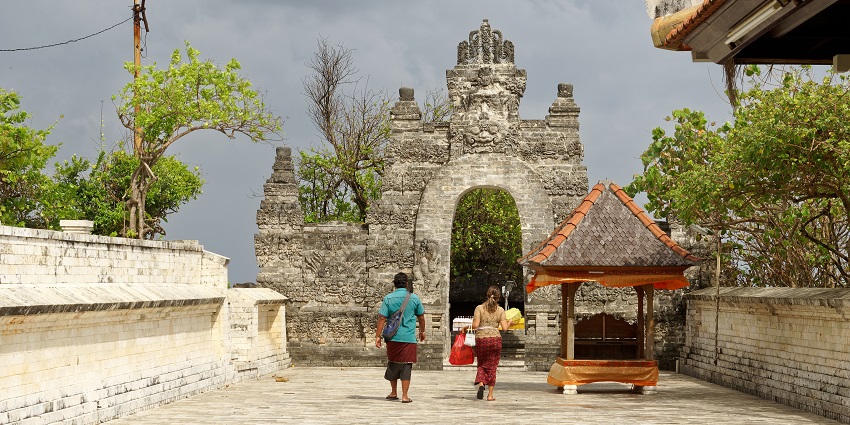 A picture of Uluwatu Temple, one of the best places to visit near Green Bowl Beach