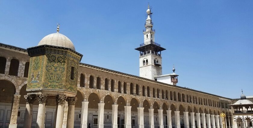 Picture of the Umayyad Mosque in Damascus, Syria during day time view