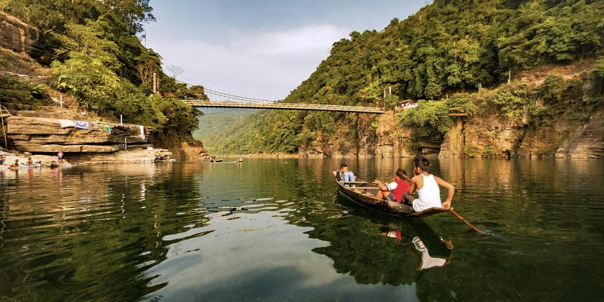 Float through paradise on the mesmerizing Umngot River in Dawki