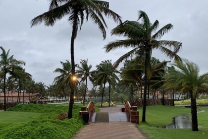 An image of Holiday Inn Resort, where you can celebrate Valentine’s Day in Goa.