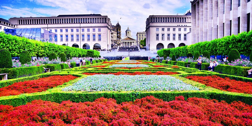 Seeing the lights at Mont des Arts is one of the dignified things to do in Brussels