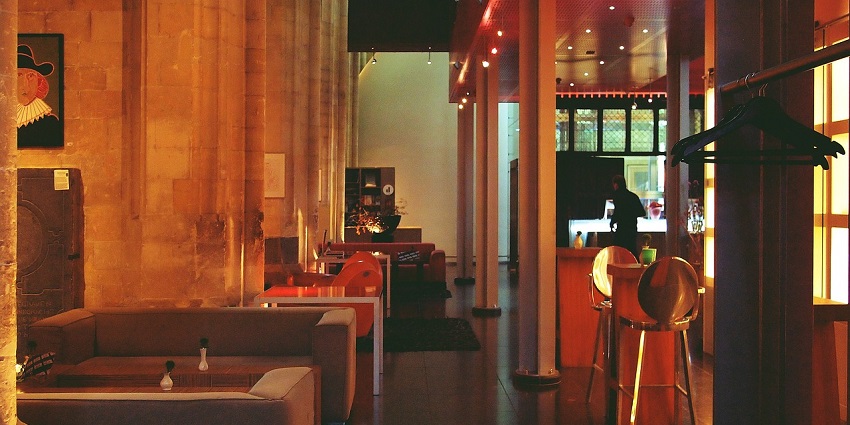 Vintrash Bar is your go-to for retro fun, a part of the adventure.