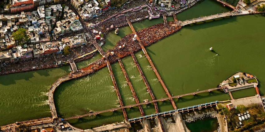 Har Ki Pauri is a famous ghat on the banks of the river Ganges in Haridwar in Uttarakhand state in India.