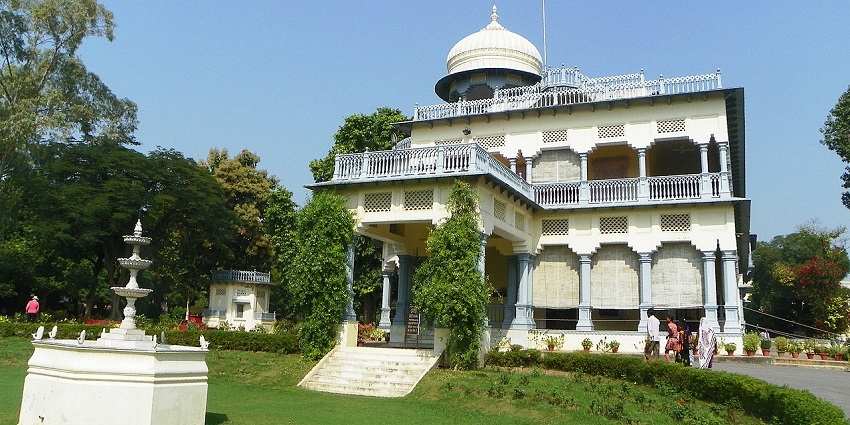 Snapshot from the outside of the beautiful Allahabad Museum