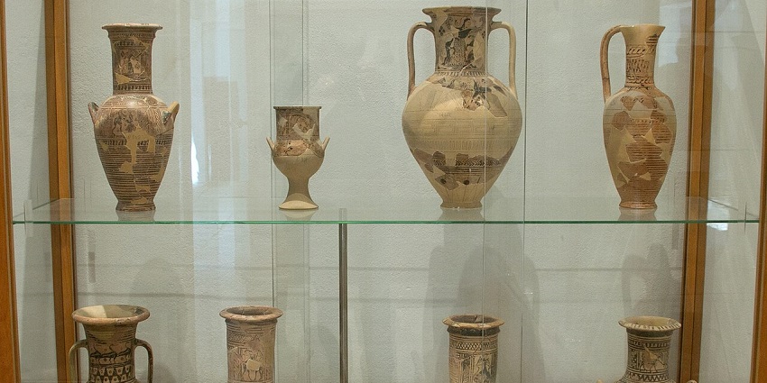Ancient Greek pottery from Delos, Geometric period, Archaeological Museum, Mykonos