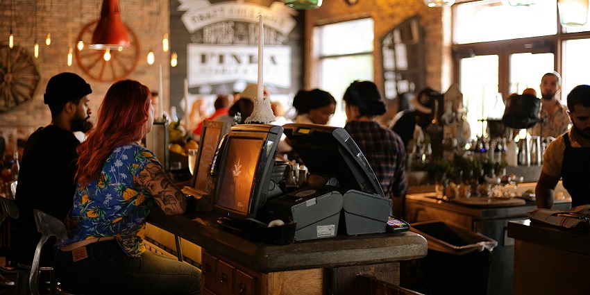 The view of Vancouver Art Gallery's café has a relaxing atmosphere and outdoor seating.