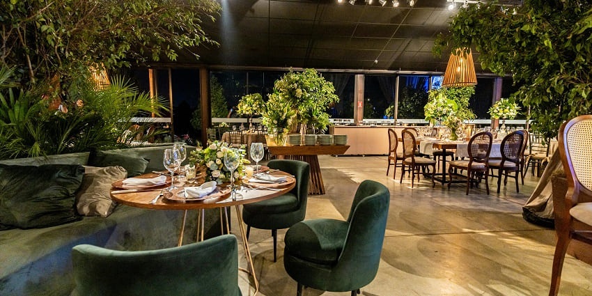 Chic lounge for the best Qatar nightlife featuring luxurious ambiance