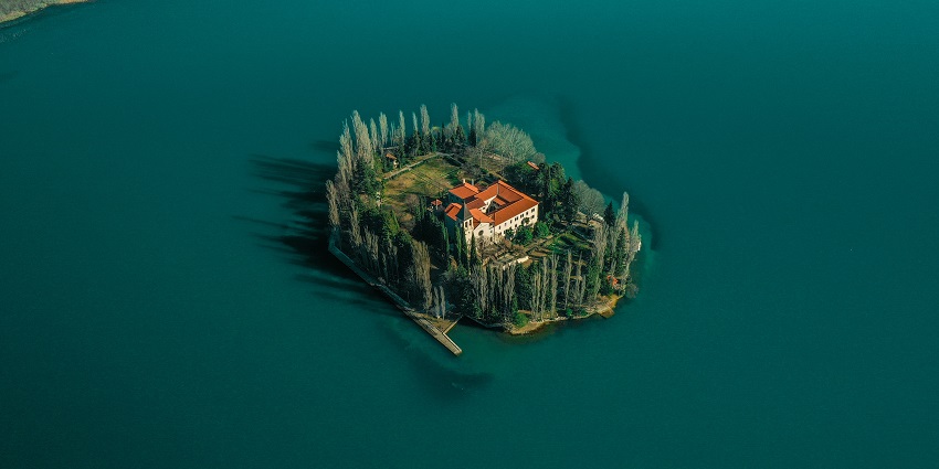 A picture of Visovac Island within the Croatian park, featuring the serene monastery