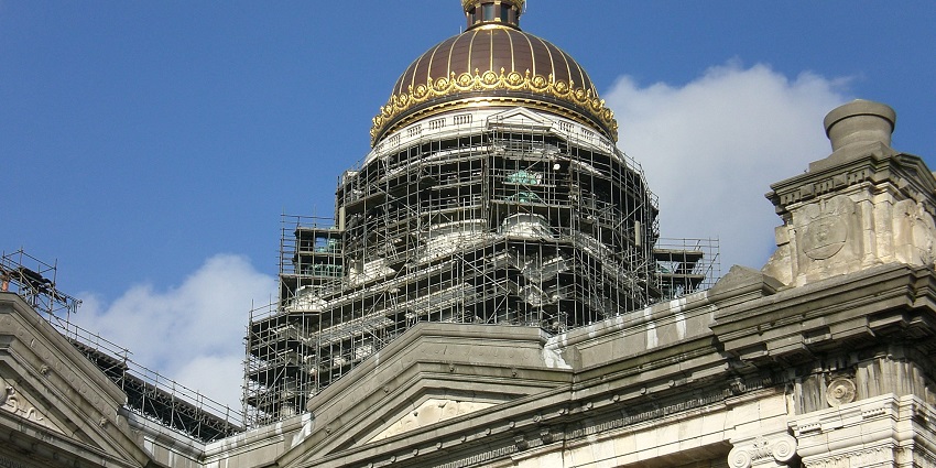 Range over through the Palace of Justice, explorable things to do in Brussels.