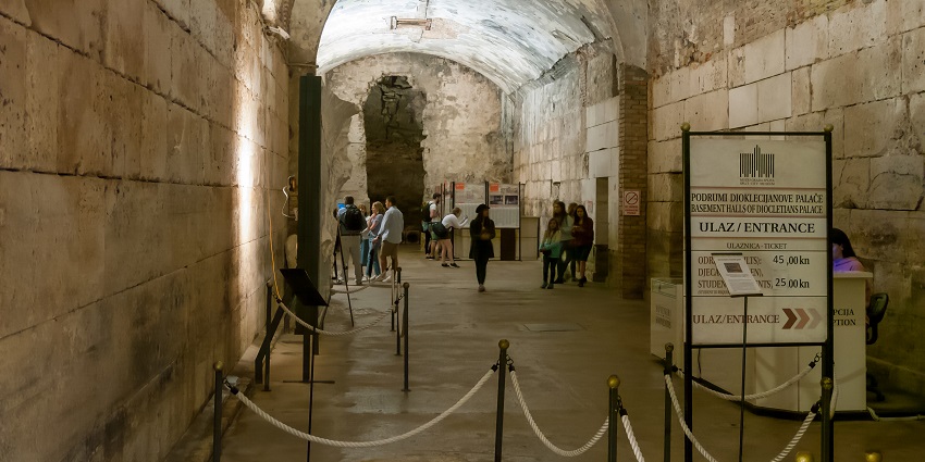 A picture of Diocletian’s Palace in Split, which is a must-have thing to do in Croatia.