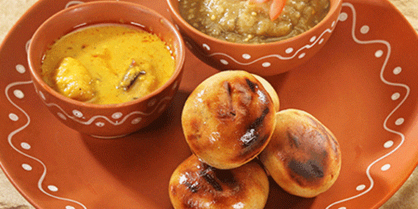 Yummy food dishes served at a restaurant near Jalalgarh Fort