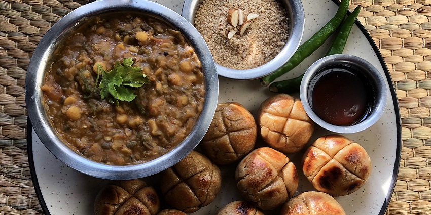 Mount Abu's diverse dining scene offers Rajasthani cuisine and global flavours.
