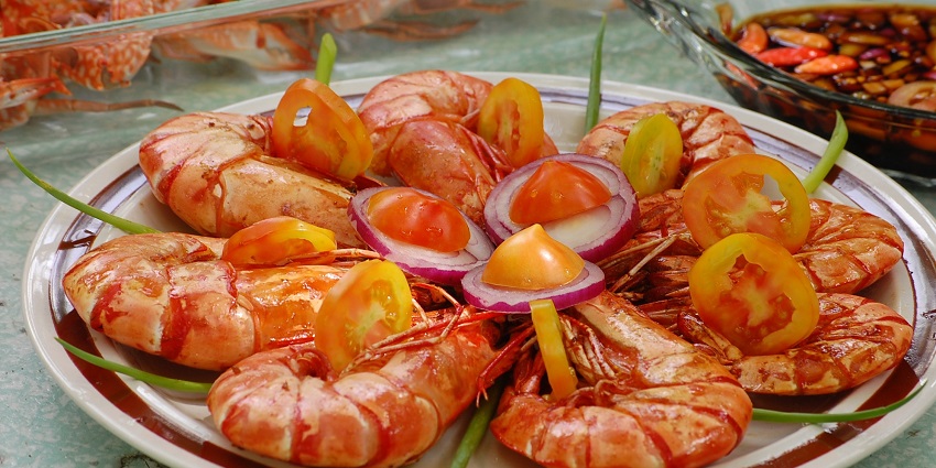 Visit the Harvest Festivals Miami and watch the Alive colourful parades