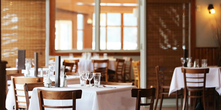 An image showing the inner view of a famous restaurant located near Fort Knox.
