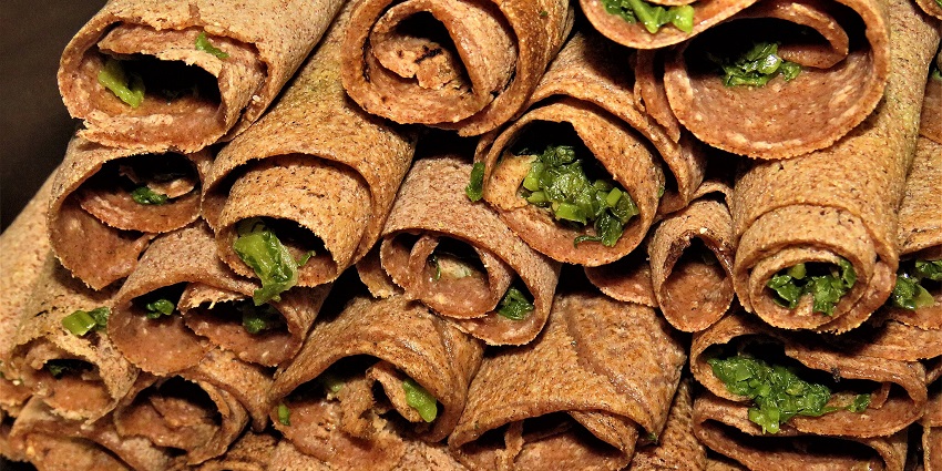 The traditional dish Khuri is served with spicy sauce.