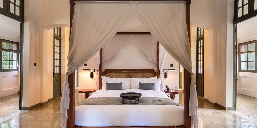 A representative image of a luxury Resort & Hotel near Karhandla Jungle Safari.