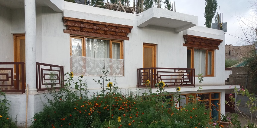 The view of one of the guest houses in Leh.