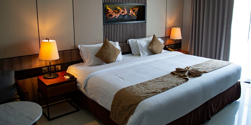 An image of a hotel room, one of the accommodations near the Dhakeshwari Temple.
