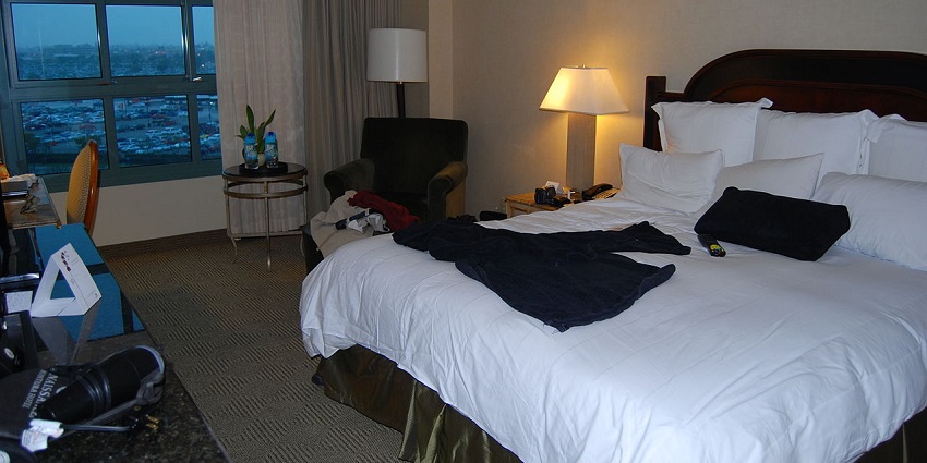 Accommodation options near the Israel Museum include hotels, hostels, and Airbnb