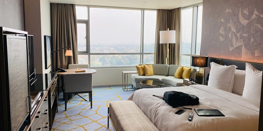 Cozy room of a 5-star hotel in Doha West Bay.