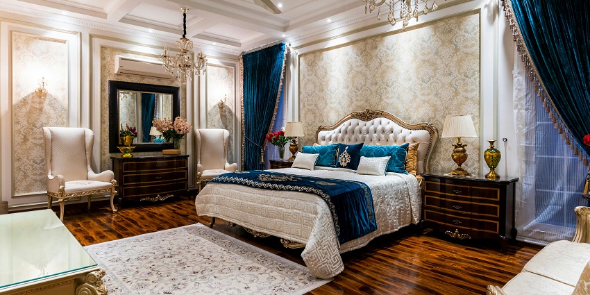 Rishikesh offers luxury hotels with modern amenities.