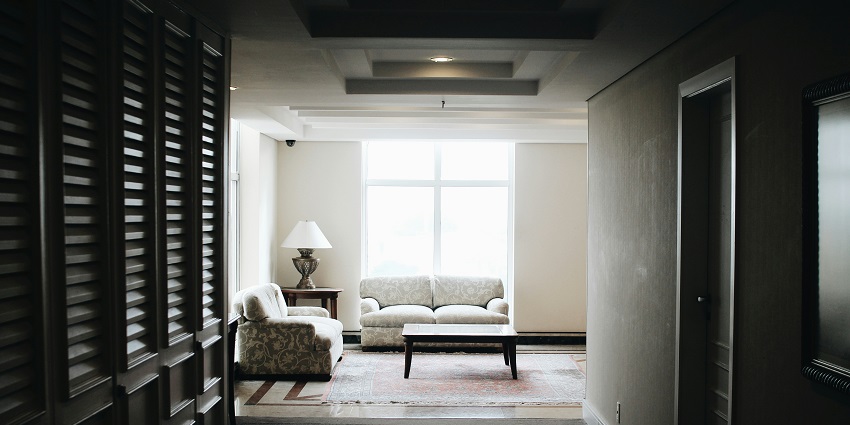 Budget-friendly hotel options near the Dallas Museum of Art in the Dallas Arts District.