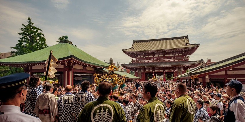 Join the celebrations of Sendai Tanabata Festival, one of the cultural things to do in Japan in August.