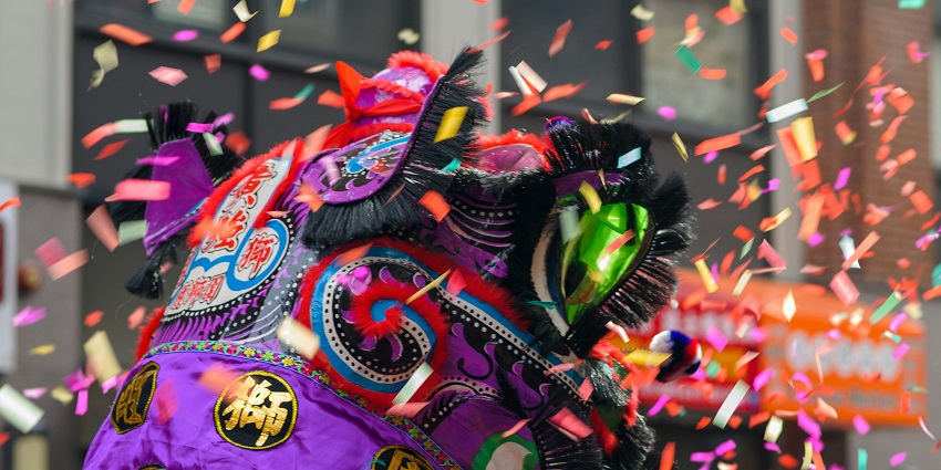 Festivals in China attracts a large number of tourists.