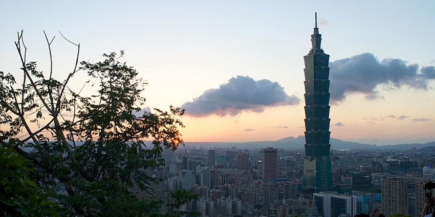 Scenic view from Xiangshan Trail showcasing a panorama of Taiwan tourist places and modern marvels.