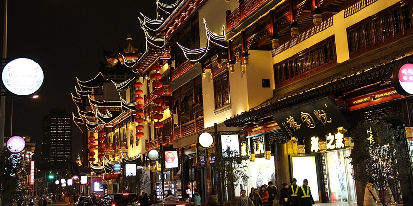 Yuyuan Bazaar is one of the best shopping places in Shanghai.