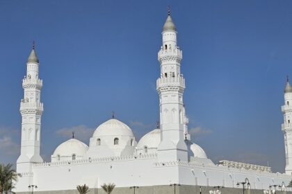 The mosque in Saudi Arabia showcases rich Islamic history and architecture.