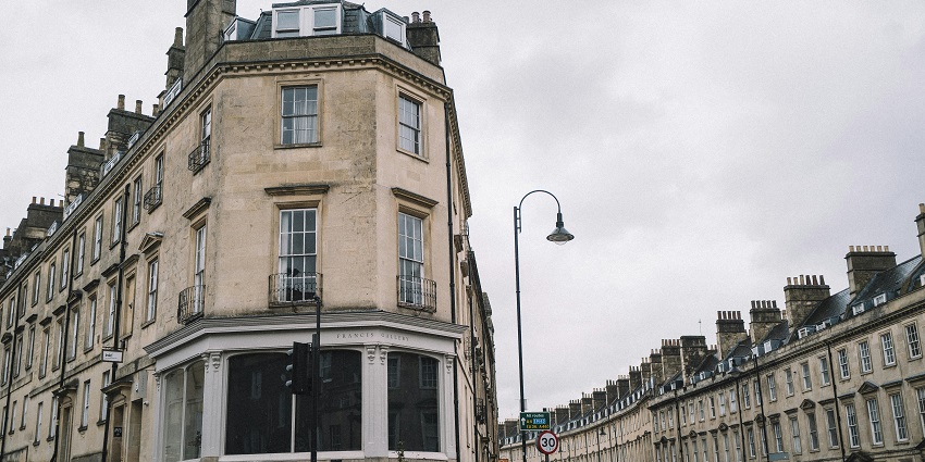 A stunning picture of Bath, which is one of the best places to visit in England.