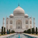 explore the romantic spaces of the city with these places to visit in Agra for couples