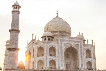 places to visit in agra in the evening to view the city in a different light for all.