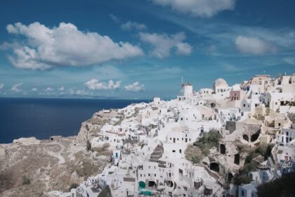 experience a world of timeless beauty with these things things to do in santorini.