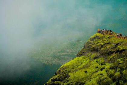 An image of Raigad Fort, a majestic historic hilltop fortress located in Maharashtra.