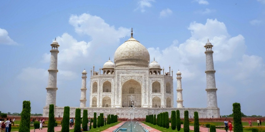 An Image of the front view of the Taj Mahal - popular places to visit in August in North India