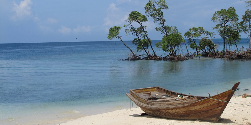 An image of a beach in Havelock Island, one of the best places to visit in March with family.