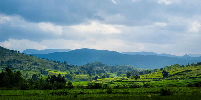 Araku Valley’s coffee estates and waterfalls make it one of the best places to visit in April in South India.