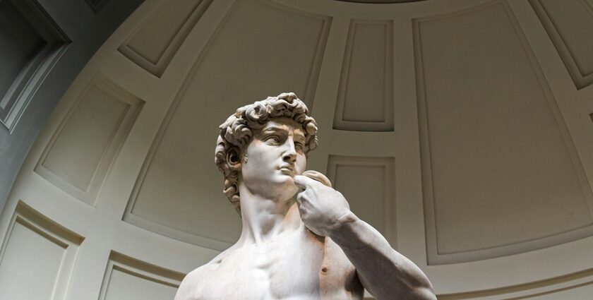 Image of Michelangelo's David statue in Florence, - discover Art museum in Italy