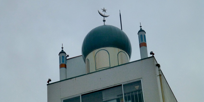 Asakusa is among the top mosques in Japan serving Tokyo’s Muslim community and visitors.