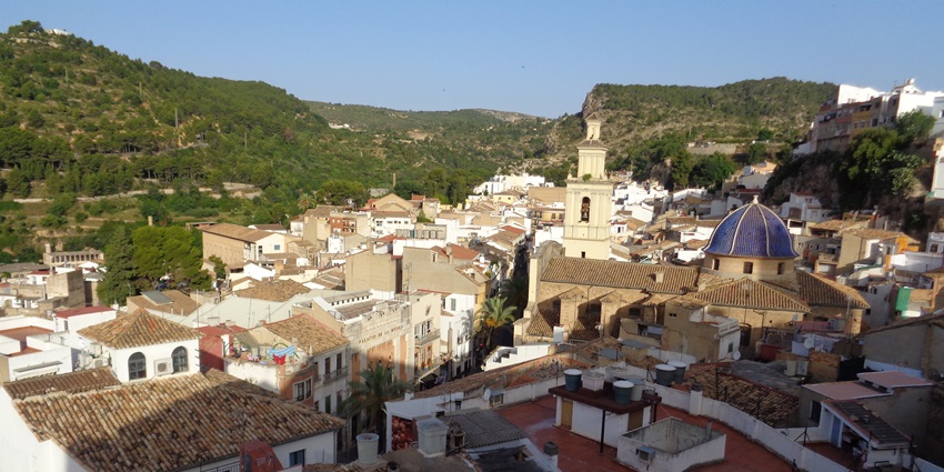 Visit Buñol for an exciting experience at the festival of La Tomatina.