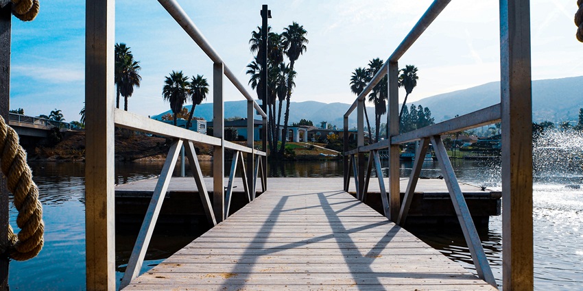 Ayyanakere Lake in Karnataka, showcasing its tranquil waters and scenic beauty.