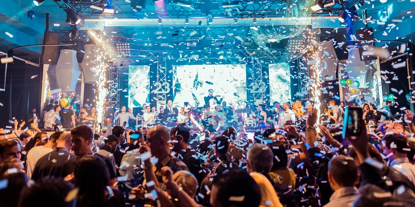 Babouchka is famous for its high-quality sounds systems and skilled DJs, adding to Marrakech nightlife.