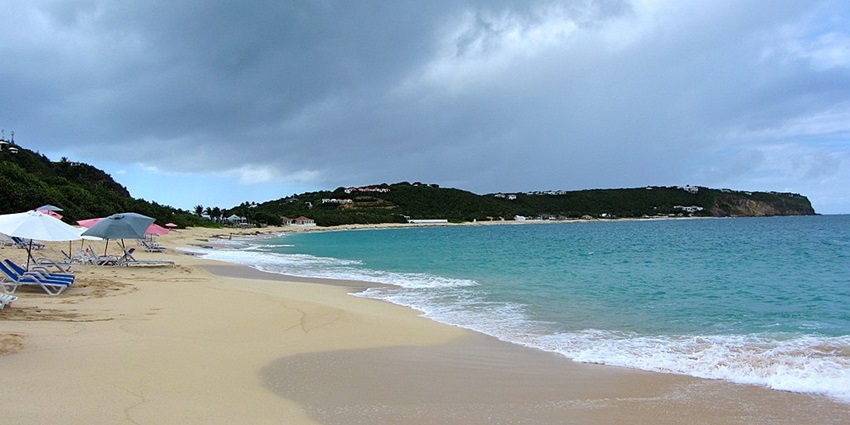 among the most secluded beaches in Saint Martin with stunning cliffs and crystal-clear waters.