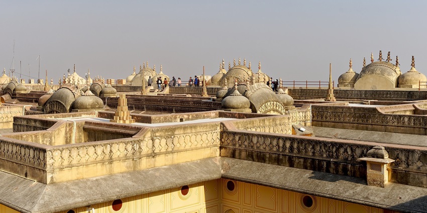 Fort showcasing medieval architecture and strategic historical relevance.